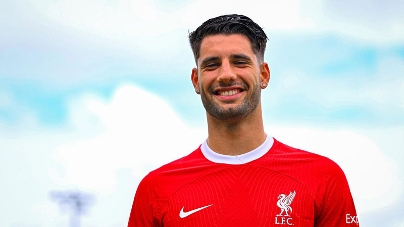 Szoboszlai chính thức về Liverpool: Mặc số áo của Gerrard